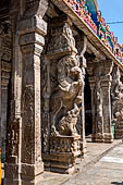 The great Chola temples of Tamil Nadu - The Sri Ranganatha Temple of Srirangam. The mandapa at the entrance of the temple (southern branch of the fourth courtyard). 